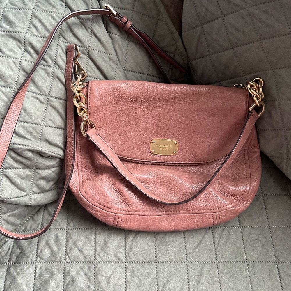 Michael kors crossbody bag